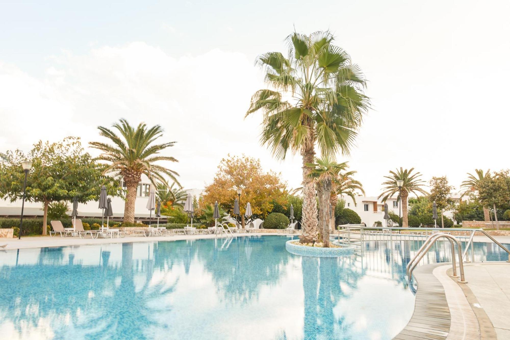 Skiros Palace Hotel Bagian luar foto